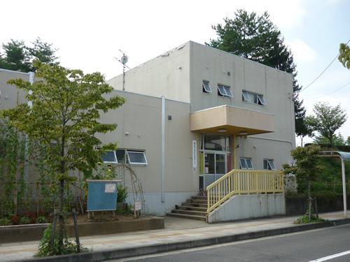 蓬莱児童センター外観