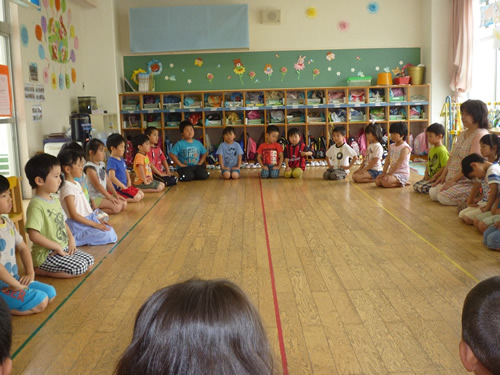 朝の活動の様子