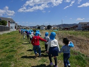 土手探検