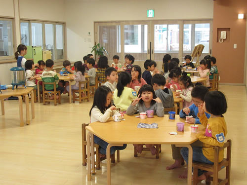 食事風景 福島福祉施設協会 食事風景 福島福祉施設協会