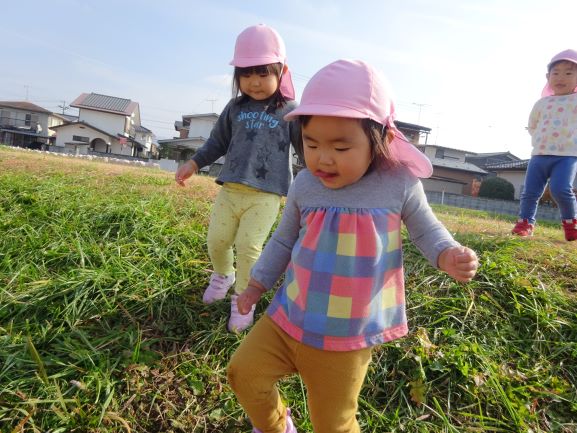 土手の昇り降り