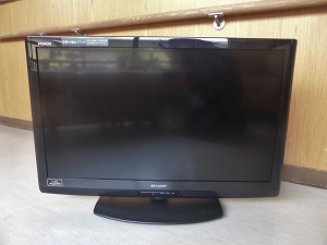 液晶テレビ